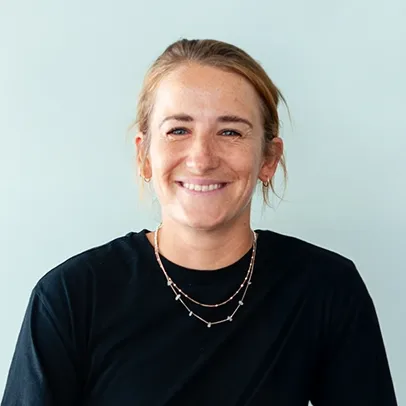 Laura - deine Ansprechpartnerin für alle Fragen rund um unsere offenen Stellen