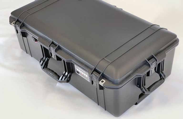 Accessory case with 2 small tripods (height up to 150 cm) incl. space for a generator